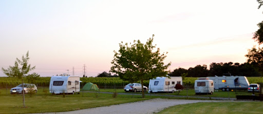 Photo de Camping familial de La Prévôté ( anciennement des 2 ânes) à Périssac (33240)