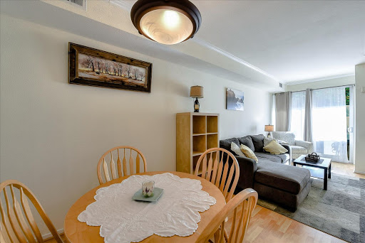 Cindy Dominguez - Real Estate Service - Thumbnail