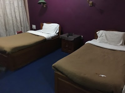 Photos of Central lodge