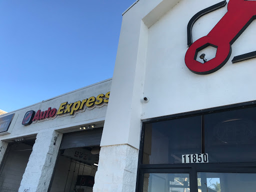 Auto Express - Visual