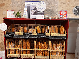 Photo n°2 de Au grès du pain à Saint-Étienne-du-Grès (Pâtisserie)