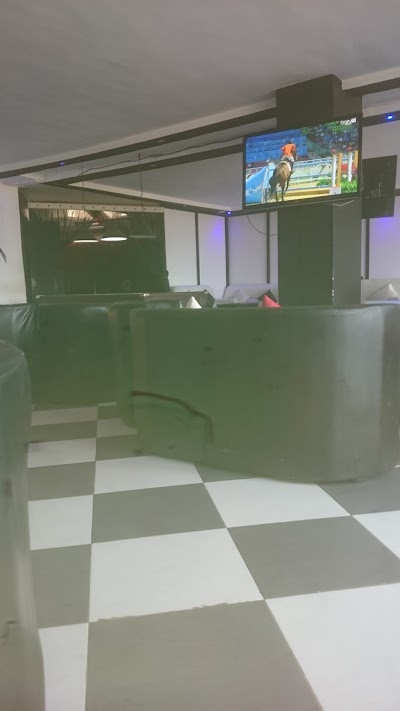 bar