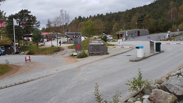 Pulpit Rock Parking