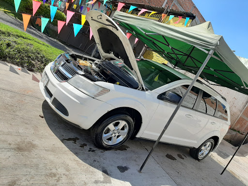 AUTOLAVADO Y DETALLADO MONARES