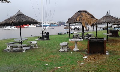 Photos of Bluff Yacht Club