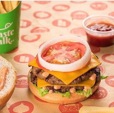 المذاق يتحدث للبرجر المشوي - صورة 3