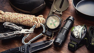 Survival Gear: Bushcraft & Survival Outfitters