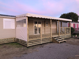 Photo n°1 de Destock Terrasse à Biscarrosse (Bois)