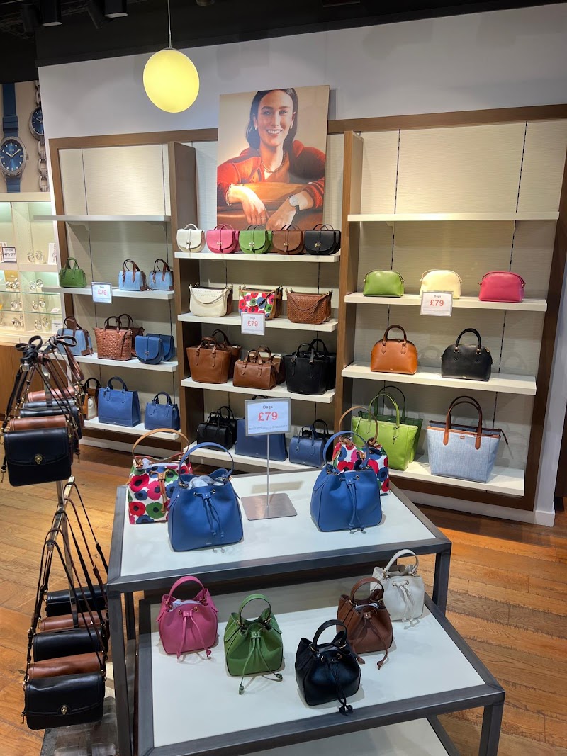 FOSSIL Designer Outlet Livingston photo 2