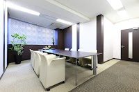 and LEGAL 弁護士法人