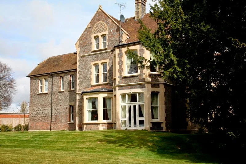 Basingstoke Apartment Service Ltd