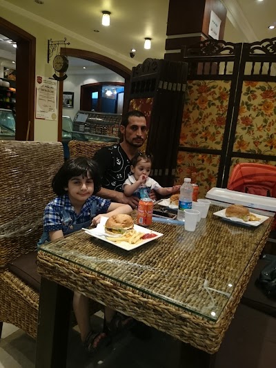Photos of اندير للحلويات و المثلجات