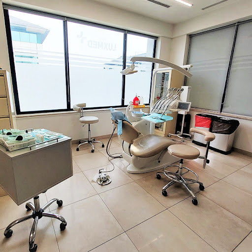 LUX MED Stomatologia