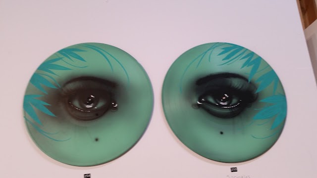 aMBUSH Gallery