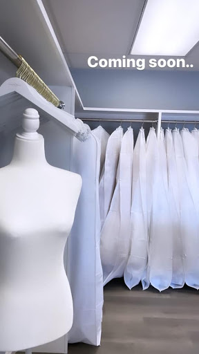 Violetas Bridal