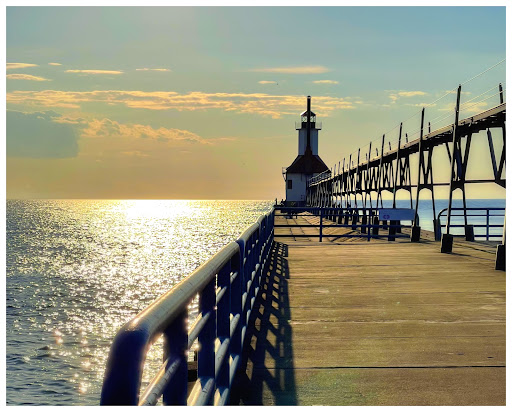 St Joseph North Pier Inner Lighthouse - Thumbnail