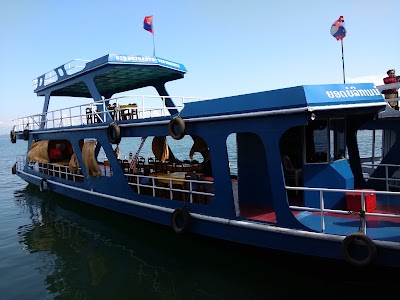 Photos of ຮ້ານອາຫານນໍ້າງຶມ