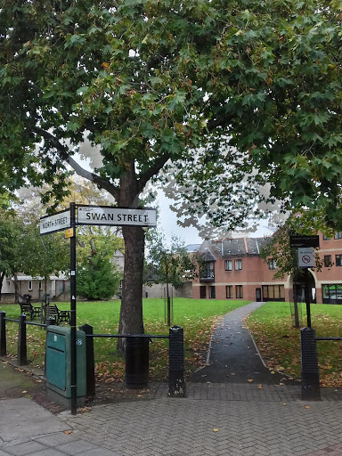 Isleworth Village Green.