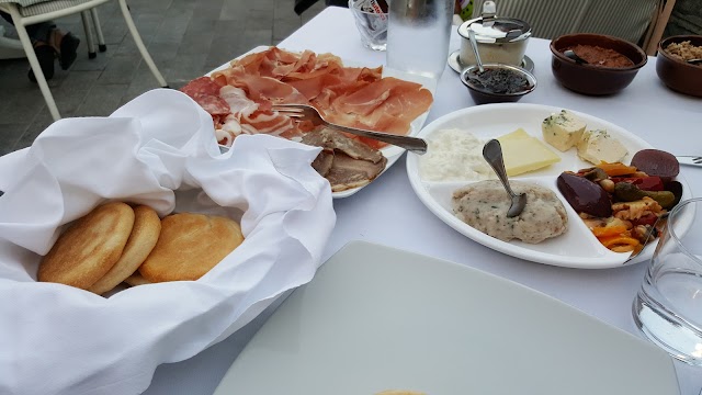 Ristorante Pizzeria Hotel La Veranda