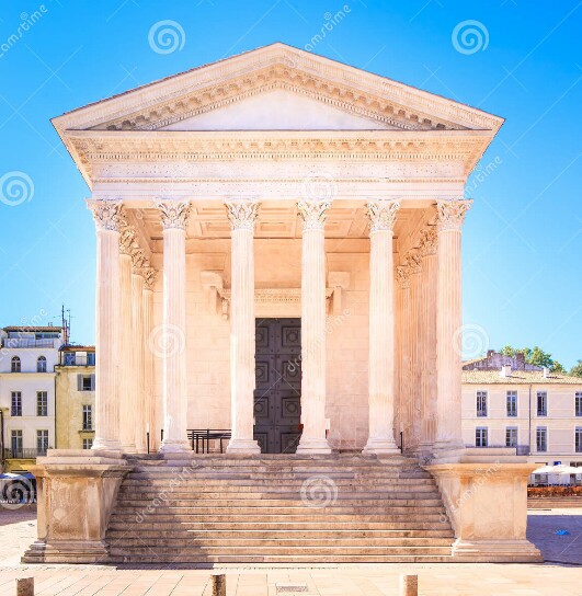 Maison Carrée