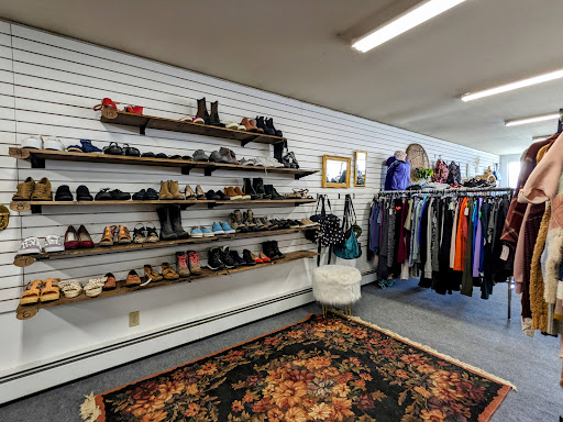 Love It Again Consignment - Visual