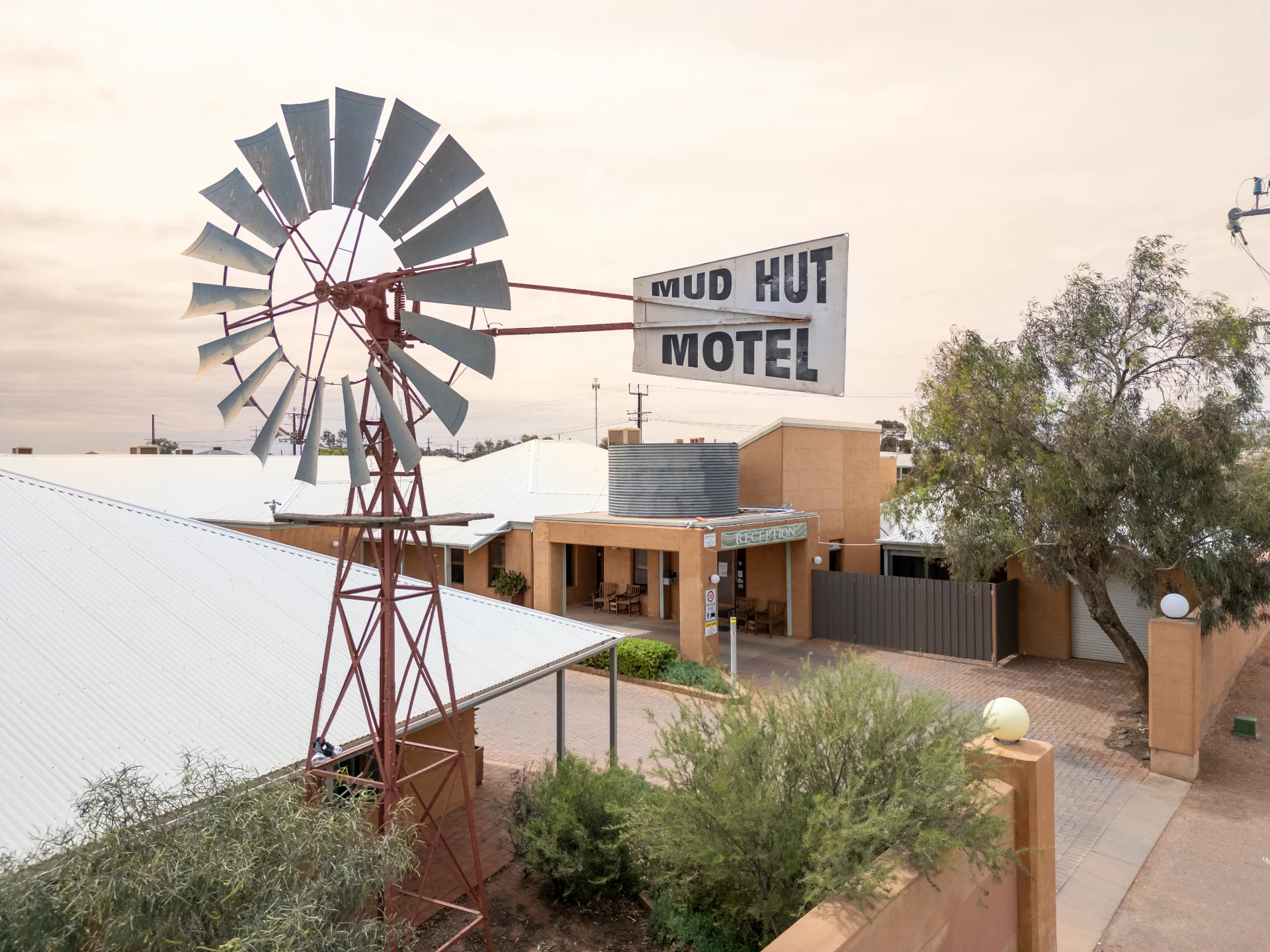 Mud Hut Motel