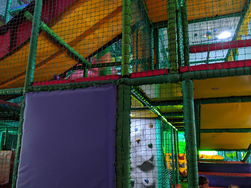 Strawberry Field Wacky Warehouse - Thumbnail