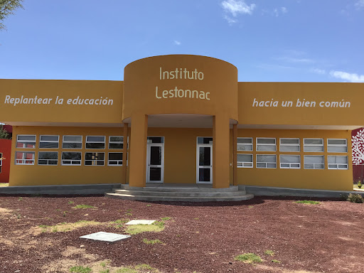Instituto Lestonnac Logo