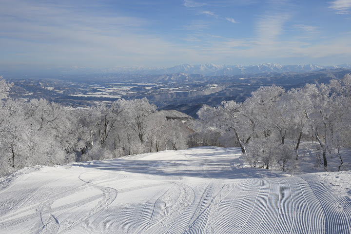 Nozawa Peaks by null