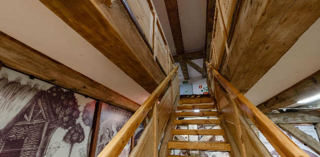 https://archeologia.pl/archeologia_oddzialy/blekitny-baranek/