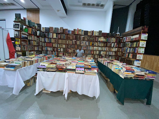 LIBRERIA DE USADO Y ANTIGUO EL DESVAN DE DON QUIJOTE Gallery - Spain
