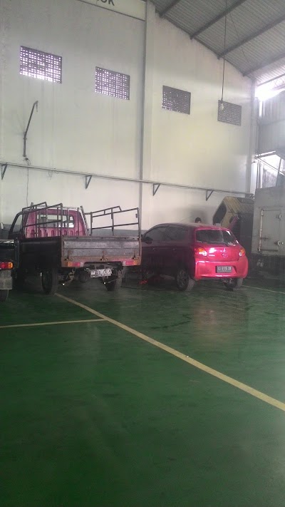 Photos of PT. Sun Star Motor Mitsubishi