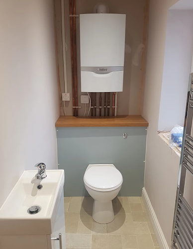 74 Birkdale Rd, Bedford MK41 8AX, United Kingdom