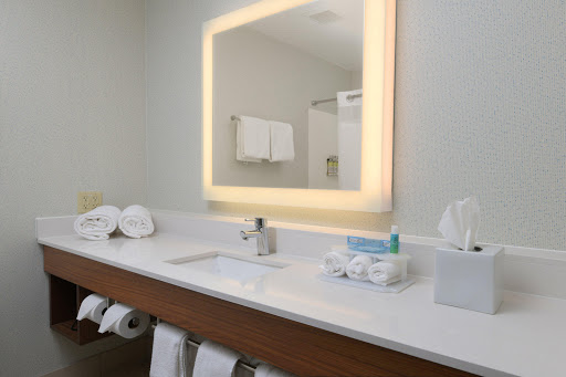 Holiday Inn Express & Suites Magnolia-Lake Columbia, an IHG Hotel Gallery - United States