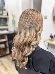 Photo n°3 de L’hair du temps salon de coiffure Roanne à Roanne (Salon de coiffure)