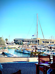 Photo n°6 de RECOULY IMMOBILIER CASSIS à Cassis (Agence immobilière)