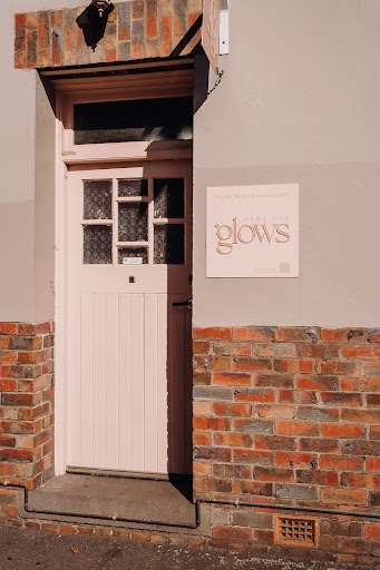 Here She Glows - Thumbnail