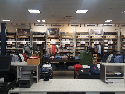 Photos of Levi's Outlet Store at Hagerstown Premium Outlets
