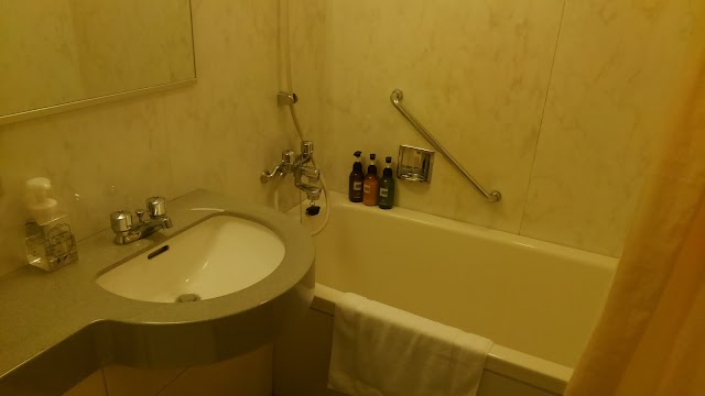 ハートンホテル西梅田 (Hearton Hotel Nishiumeda)