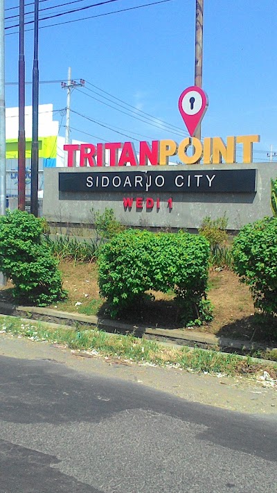 Photos of Tritan Point Warehouse