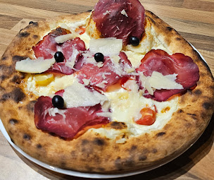 Photo n°1 de Ô Plaisirs Du Goût - La Cave à Manger - la Cave à Pizza à Marmande (Bar à vin)