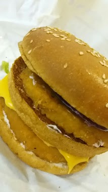 Burger King - Kotahena, Author: Yadusha Balakrishnan