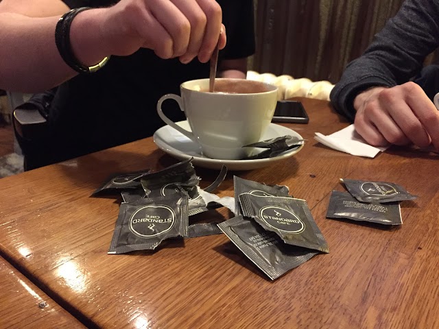 STANDARD CAFE