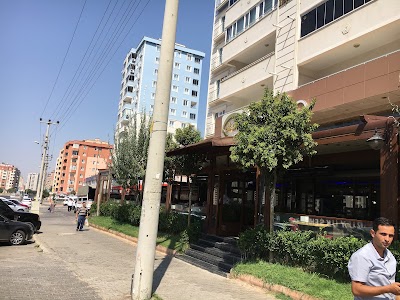 Photos of Akdo Pastanesi