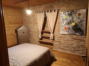 Photo n°15 de La cabane de Chemmaly à Luc-la-Primaube (Gîte)