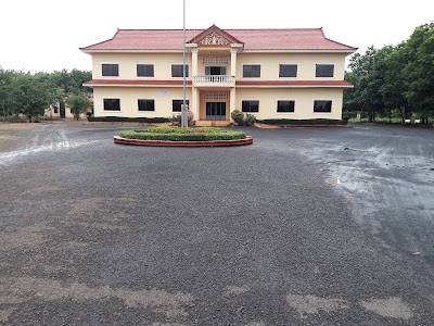 Photos of Tbuong Kmoum District Hall