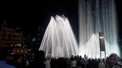 Photos of Burj Khalifa Lake