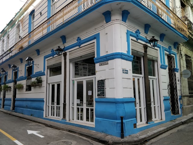 Lo De Monik