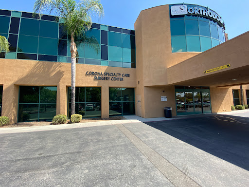 Corona Medical Plaza - Thumbnail