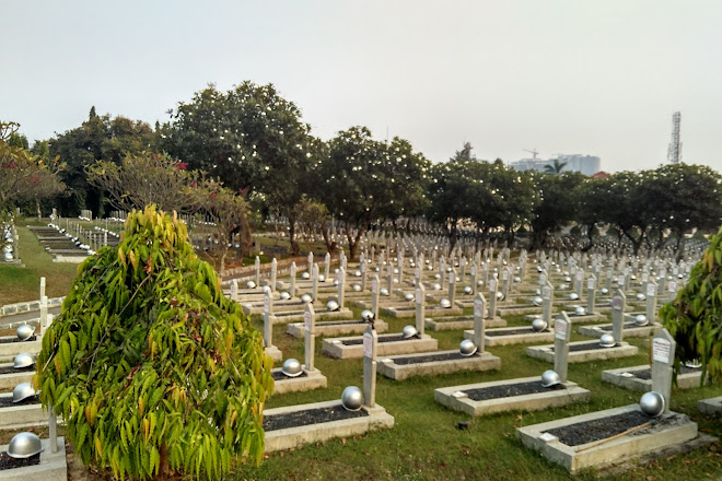 Visit Taman Makam Pahlawan On Your Trip To Bekasi Or Indonesia